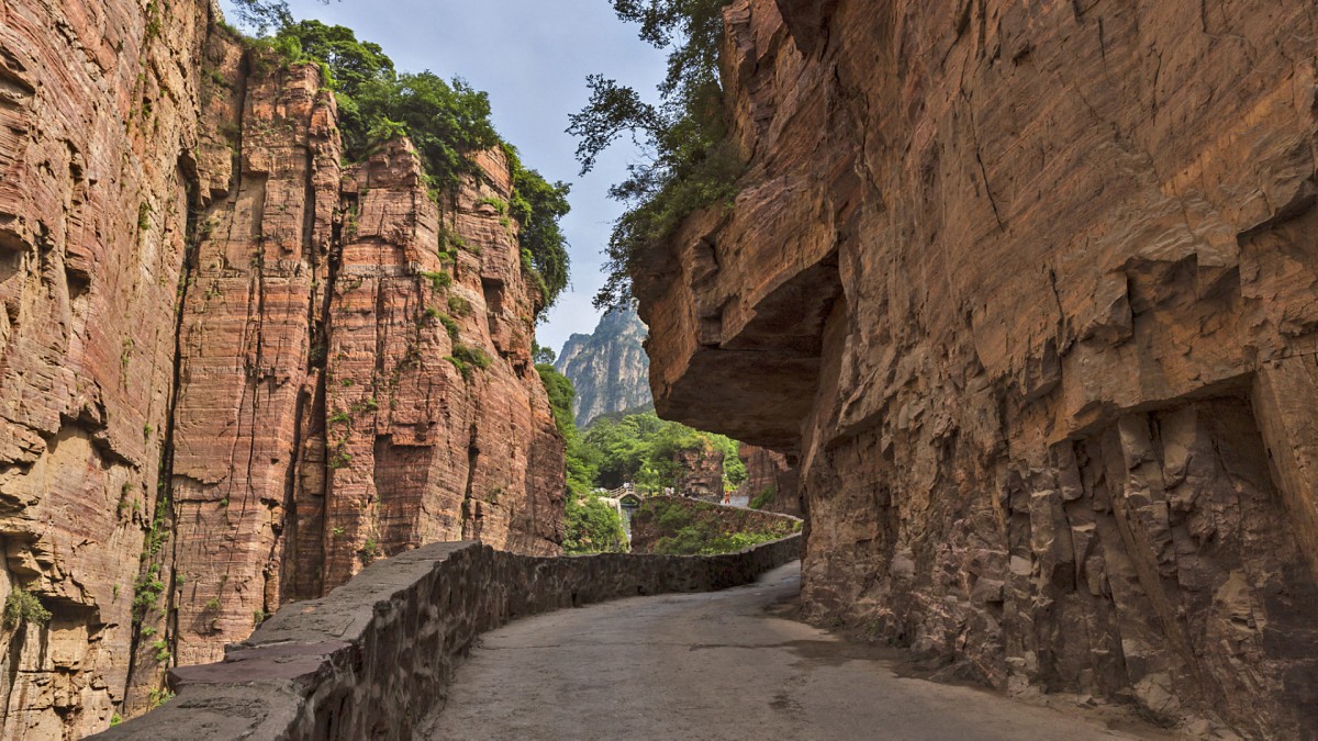 河南郭亮村挂壁公路图片-风景壁纸-高清风景图片-第3图-娟娟壁纸