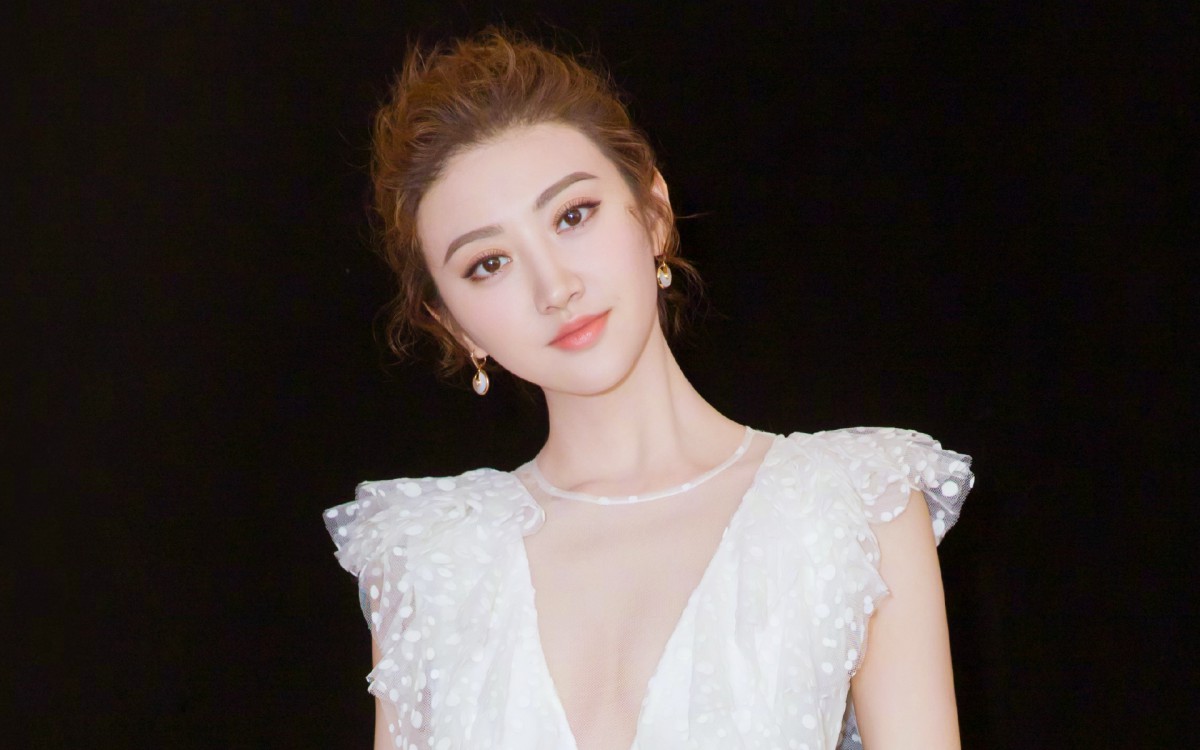 美女景甜图片壁纸35