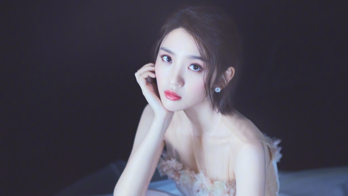 唐艺昕性感写真图片壁纸-美女壁纸-高清美女图片-第8图-娟娟壁纸