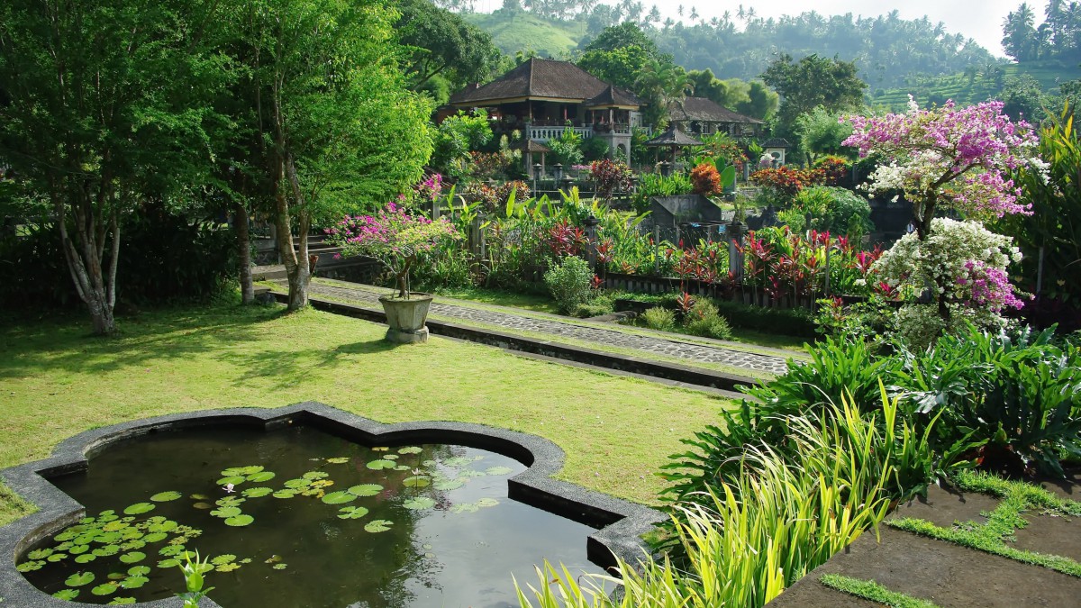 私家后花园图片-风景壁纸-高清风景图片-娟娟壁纸