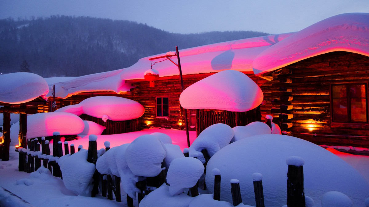 雪乡夜景图片大全-风景壁纸-高清风景图片-第9图-娟娟壁纸