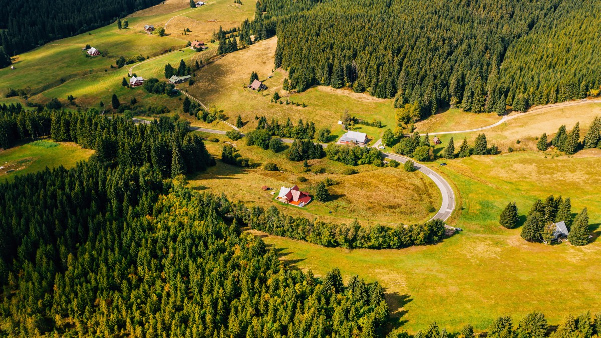 桌面壁纸 风景 风光其他 波兰克尔科诺谢山风景壁纸上一组图 下一