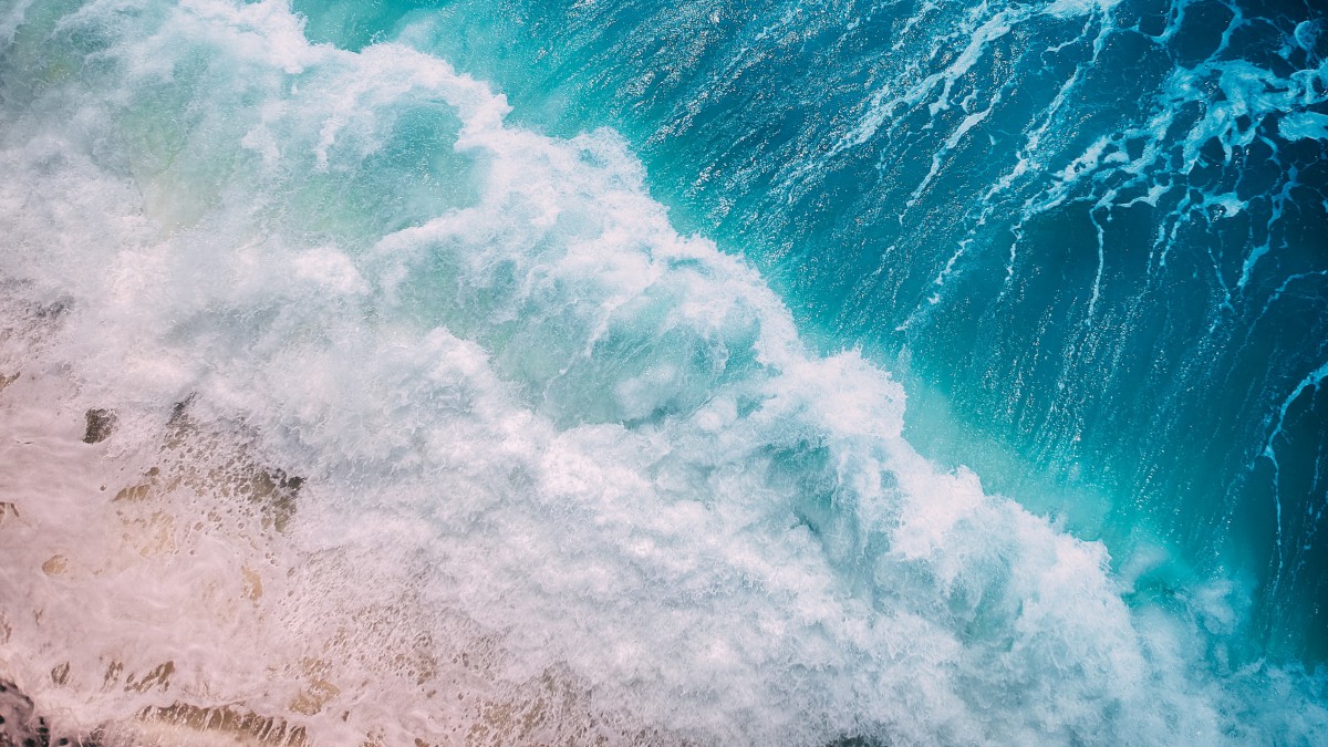 桌面壁纸 风景 大海海滨 > 壮观航拍海滩图片显示:√欣赏模式   全屏