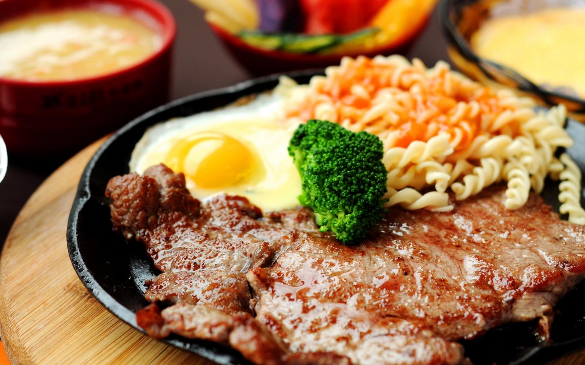 桌面壁纸 美食 海鲜烧烤 美味牛排图片壁纸显示√欣赏模式 全屏