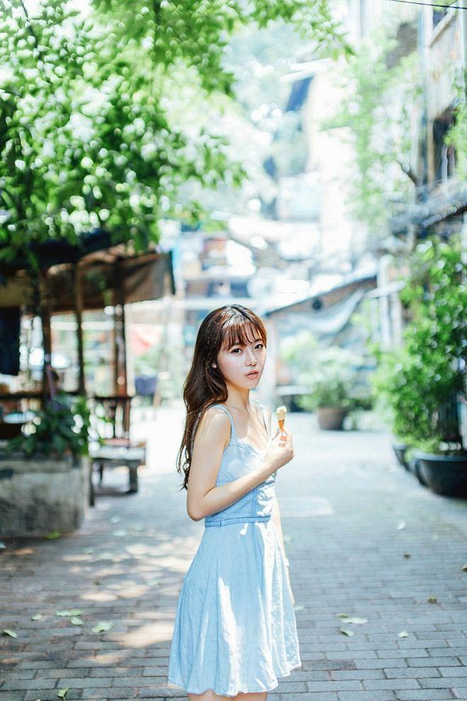 空气刘海长发大眼美女高清图片