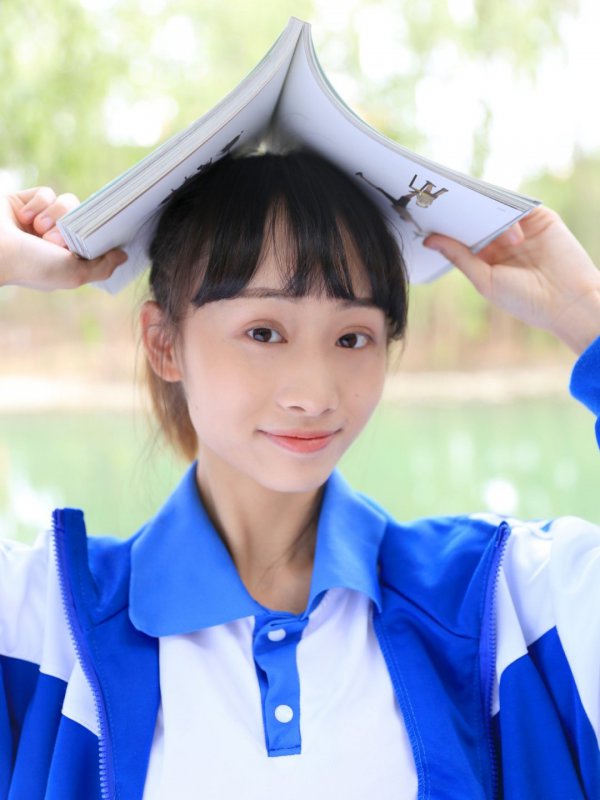 校服照再美的发型也敌不过青春的马尾辫