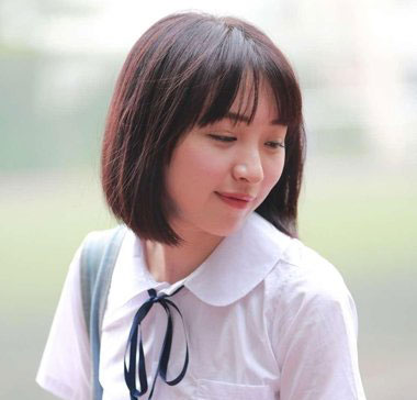 短发女人如何搭配服装好看短发合适穿什么衣服