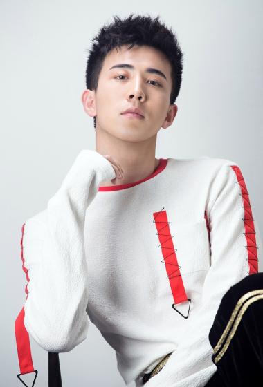 李川图片 李川写真 李川个人资料