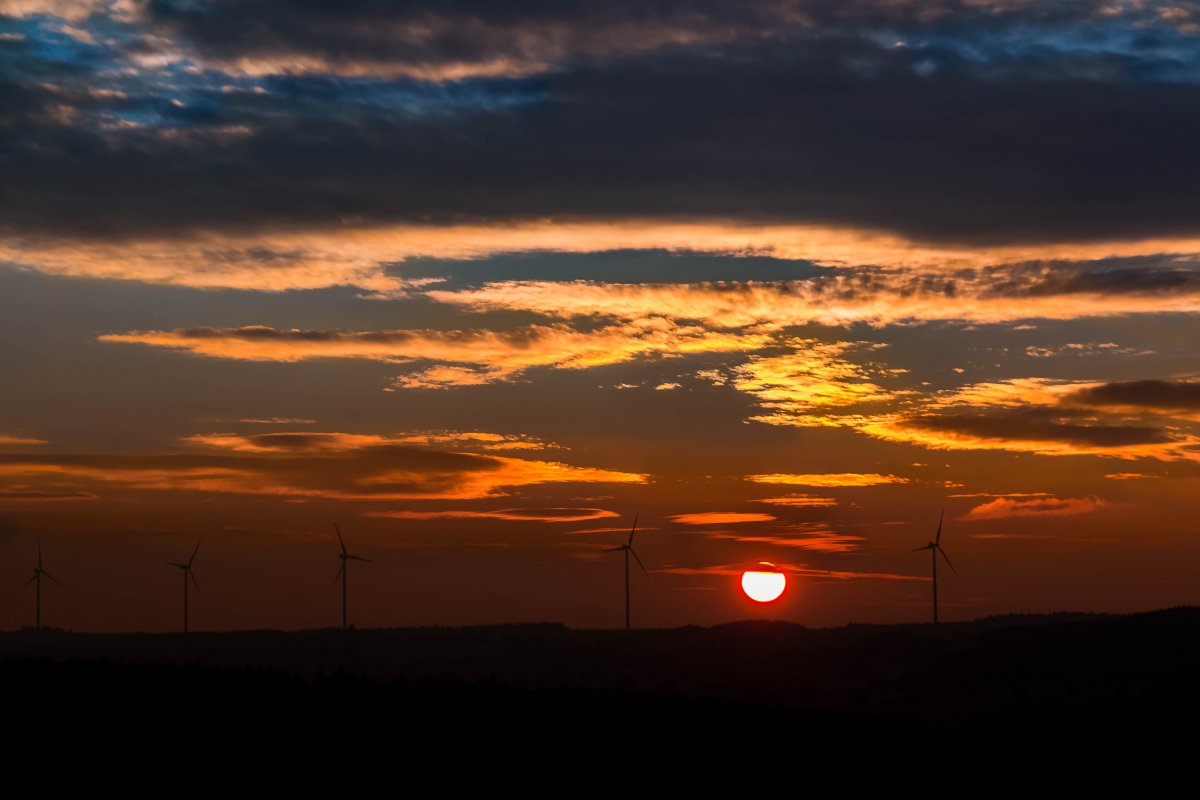 火红夕阳图片