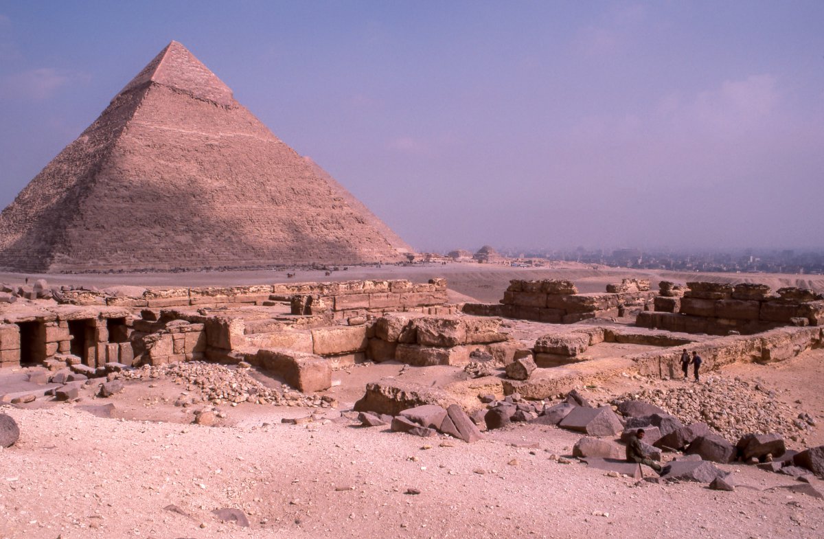 古埃及金字塔建筑风景图片