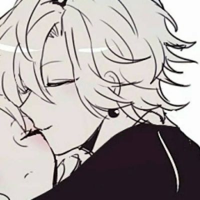 呆萌动漫情侣头像男生女生各一张