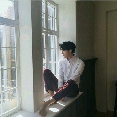 扣扣伤感头像男生分手后
