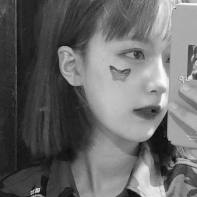 qq女生黑白头像伤感高清大全