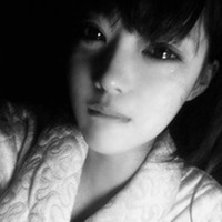 最伤感女生流泪的头像
