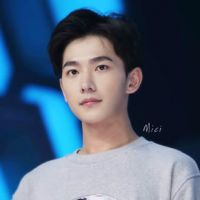杨洋qq经典头像