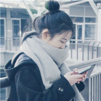清新可爱丸子头女生头像