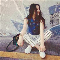 时尚美女盘腿头像,女生头像图片