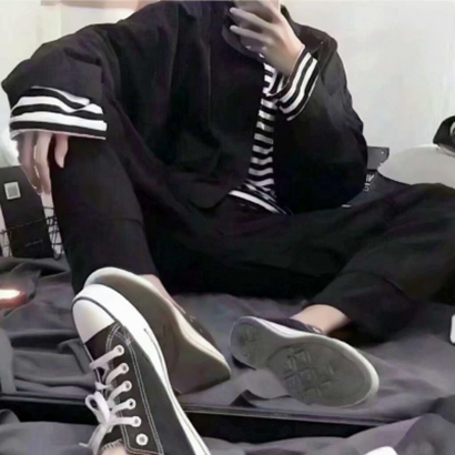 qq男生头像身体部位