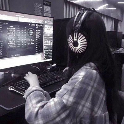 电竞女生头像