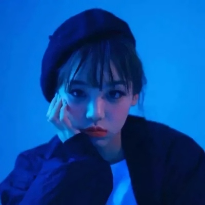 qq头像高冷女
