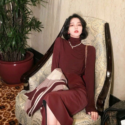 稳重三十多岁女人头像