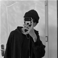 高冷黑白男生头像