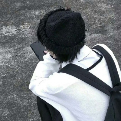 2021男生丧系真人头像图片
