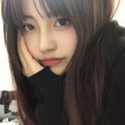 高清好看的温柔女头高质量图片