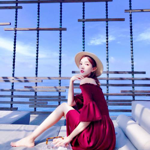 小清新的美女头像图片