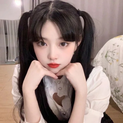 高清好看的净酷头像女生真人图片