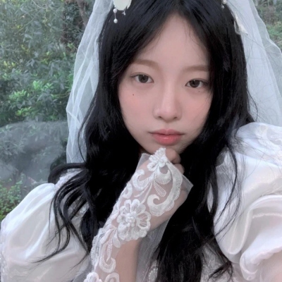 高清好看的漂亮女生真人精选头像图片