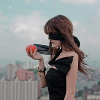 清新女生蒙住眼睛图片唯美头像