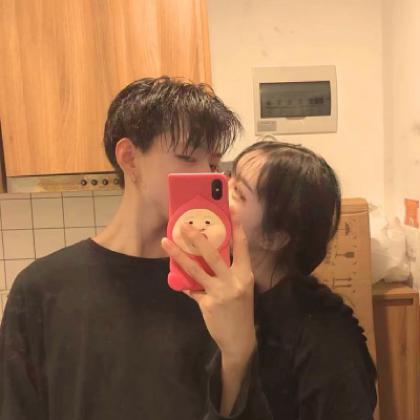 超甜成熟的情侣头像高清唯美图片
