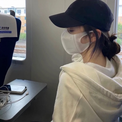 小清新甜美女生头像图片