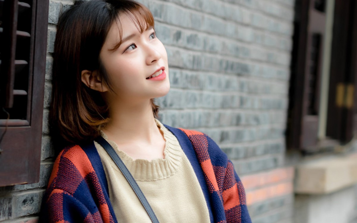 短发美女生活照图片68