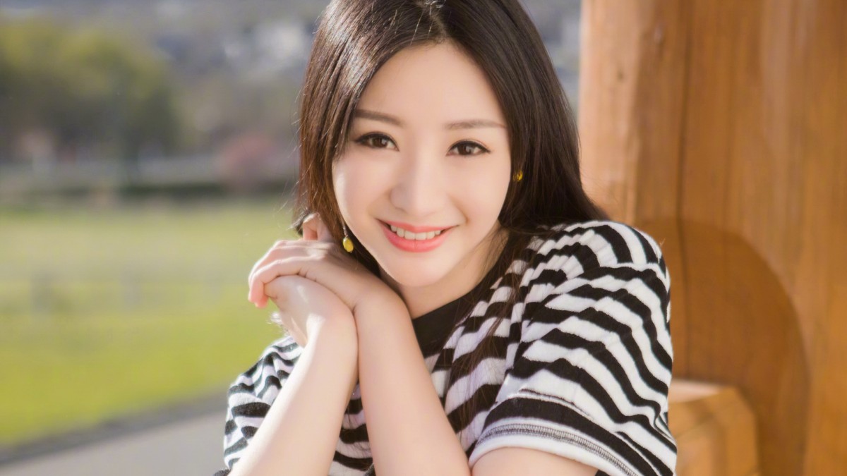 甜美美女柳岩图片壁纸114