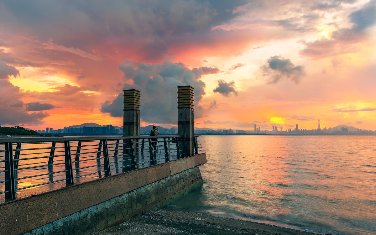 桌面壁纸 建筑 城市夜景 > 深圳湾风景图片壁纸壁纸分辨率:(1920x1200