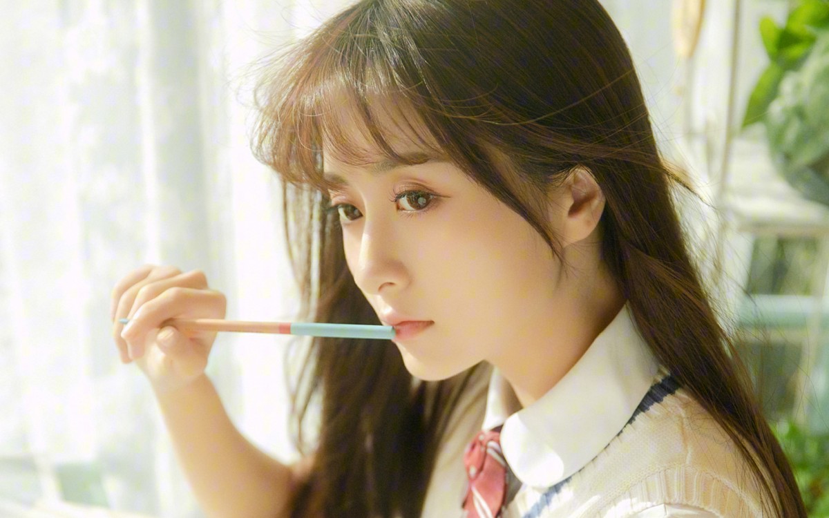 治愈系校园美女图片壁纸59