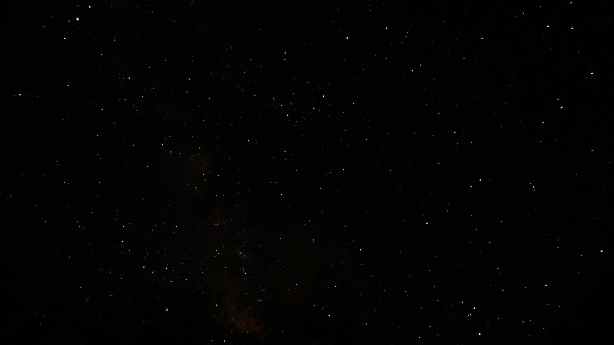 星空夜空图片,分享一组风光其他图片给大家,图中的桌面壁纸壁纸