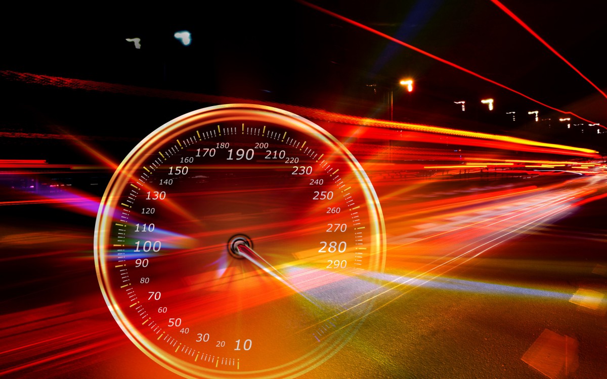 汽车仪表盘图片大全-汽车壁纸-高清汽车图片-第6图-娟娟壁纸