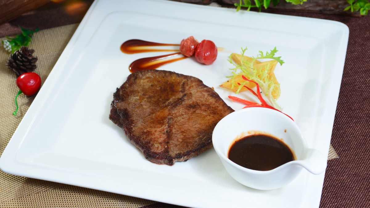 西冷牛排图片-美食壁纸-高清美食图片-第5图-娟娟壁纸