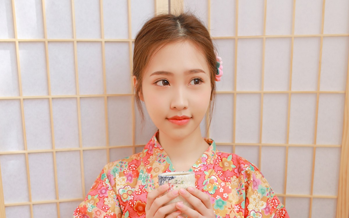 日系和服花姑娘图片壁纸79