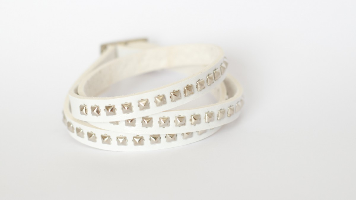 手镯手饰图片-节庆壁纸-高清节庆图片-第5图-娟娟壁纸