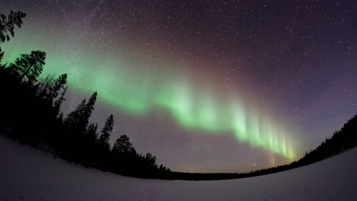 桌面壁纸 风景 风光其他 > 自然景观极光图片显示:√欣赏模式   全屏