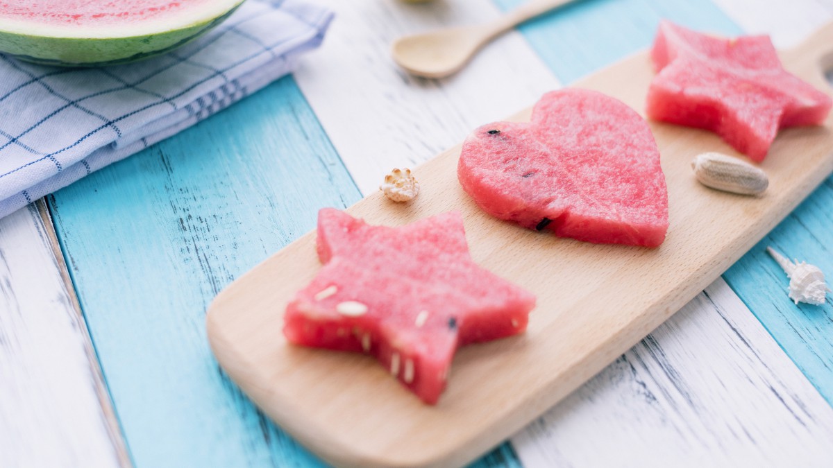 夏日清凉西瓜创意图片-花卉壁纸-高清花卉图片-第7图-娟娟壁纸