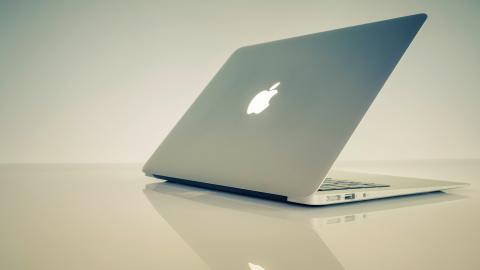 Macbook苹果笔记本电脑图片