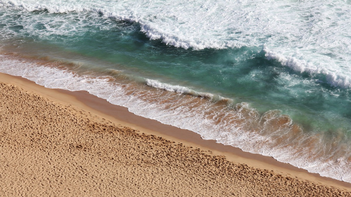 iphone壁纸官方海浪,iphone壁纸官方ios 汹涌海浪浪花图片-风景壁纸-高清风景图片-娟娟壁纸