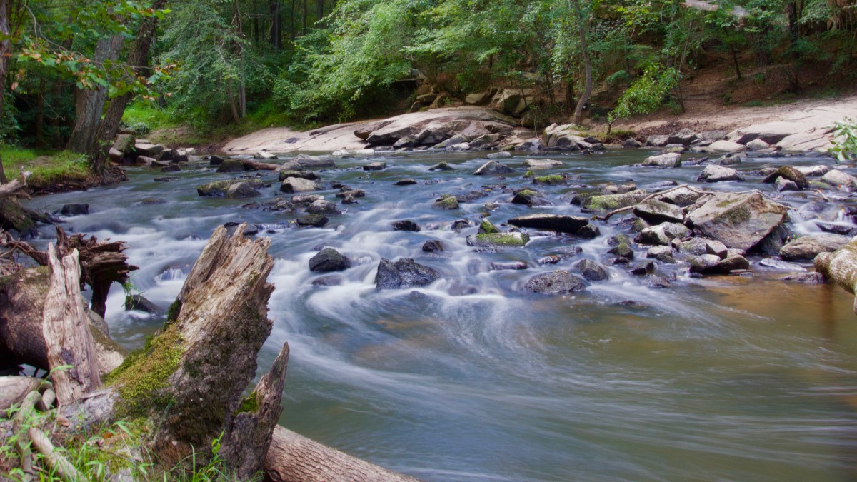 山间溪水小溪流水图片(2/14)