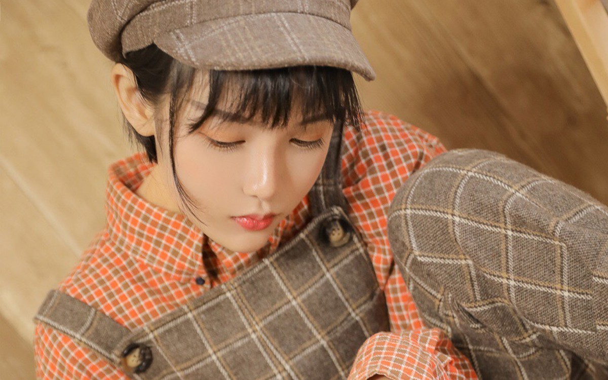 画画的女孩学生妹图片壁纸-美女壁纸-高清美女图片-第6图-娟娟壁纸