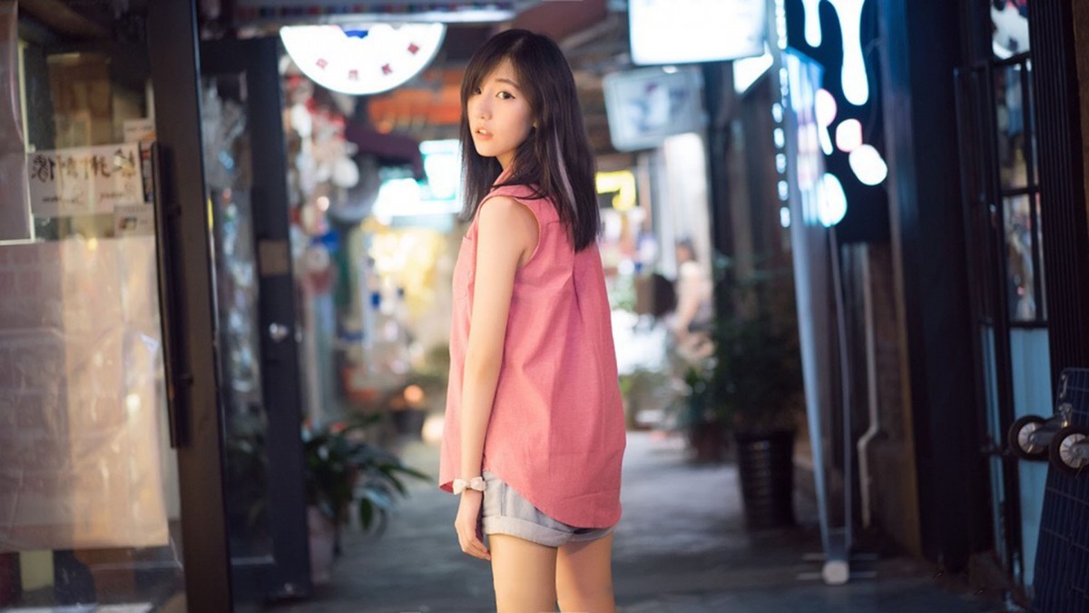 甜美可爱美女图片壁纸79
